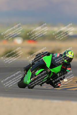 media/Sep-10-2023-SoCal Trackdays (Sun) [[6b4faecef6]]/Turn 11 (725am)/